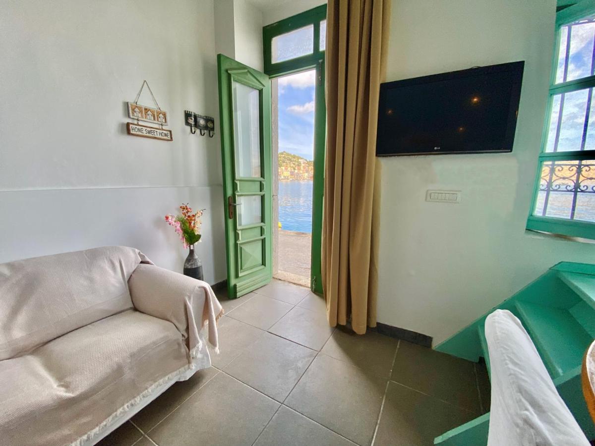Seafront - Harbour View , Pitini 1 Apartment Сими Екстериор снимка